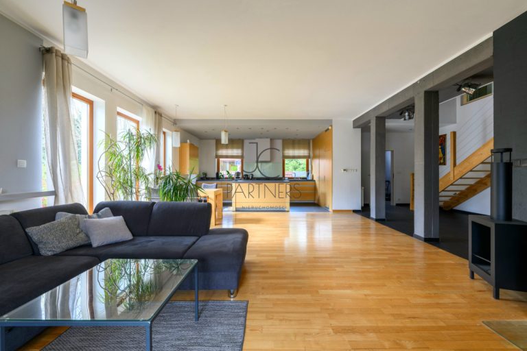 ŁADOWARKA EV |1145m2 | SAUNA |OGRÓD | OKAZJA | LAS